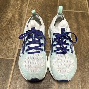 Brooks Levitate 7.5
